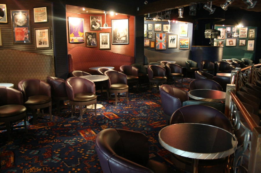 gal/Disney_Cruise_Line/Rockin Bar/IMG_7995.JPG